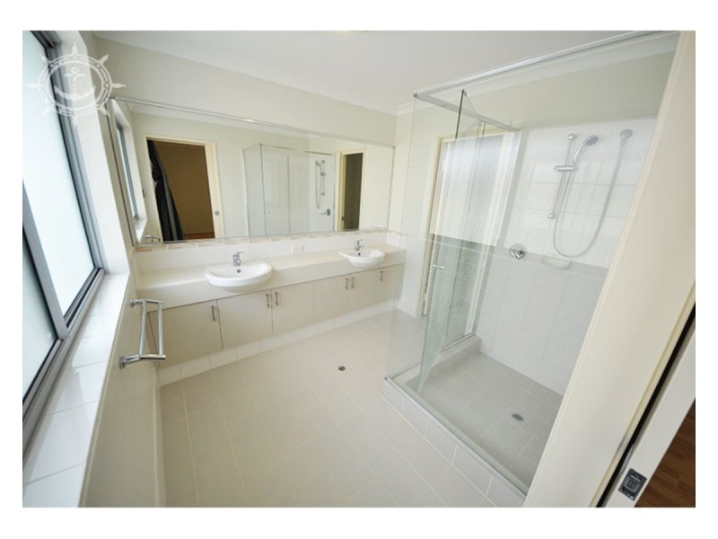 297 Wentworth Parade, Success WA 6164