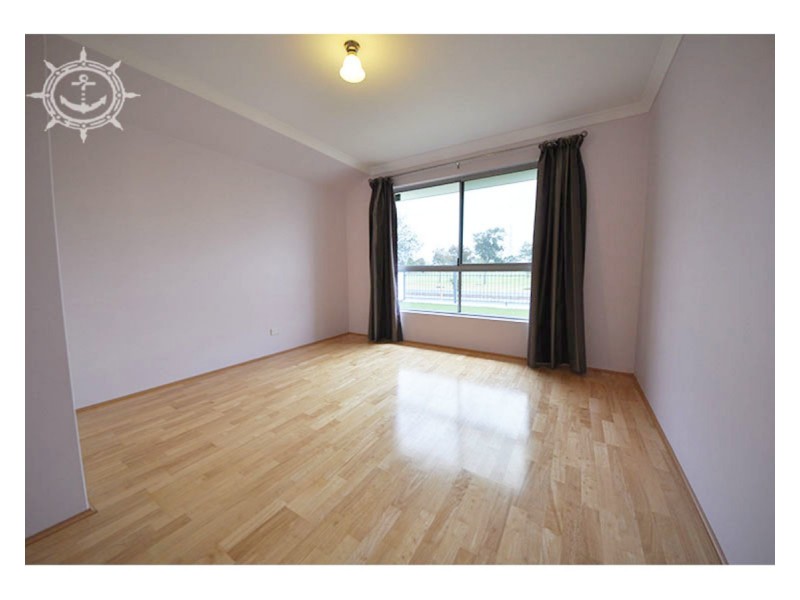 297 Wentworth Parade, Success WA 6164