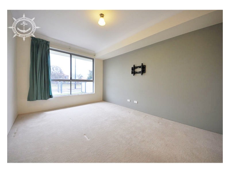 297 Wentworth Parade, Success WA 6164