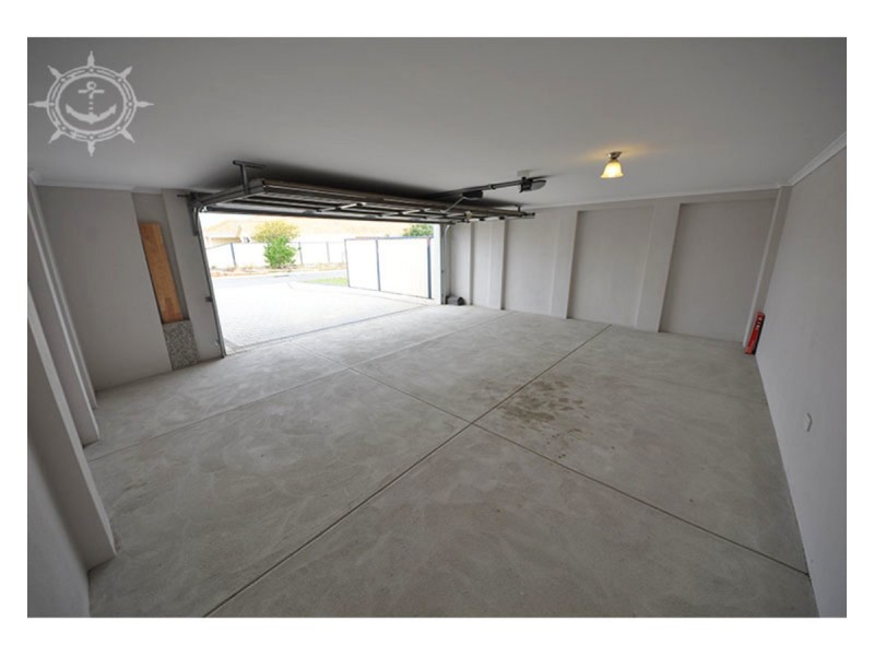 297 Wentworth Parade, Success WA 6164