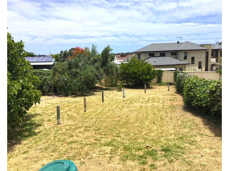 117 Rockingham Road, Hamilton Hill WA 6163