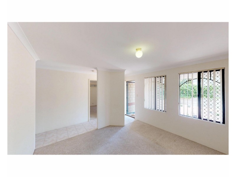 8 Cole Place, Willagee WA 6156