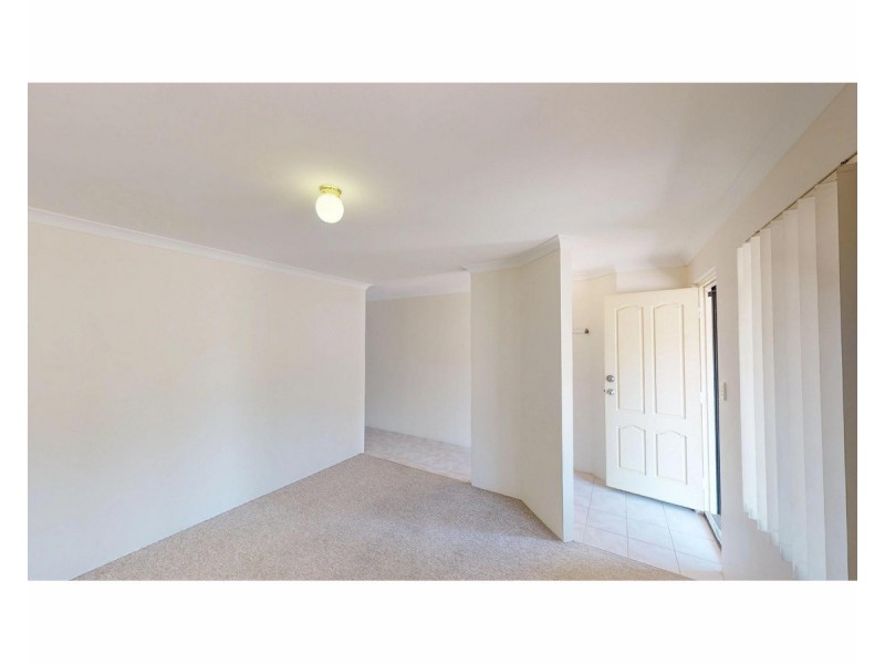 8 Cole Place, Willagee WA 6156