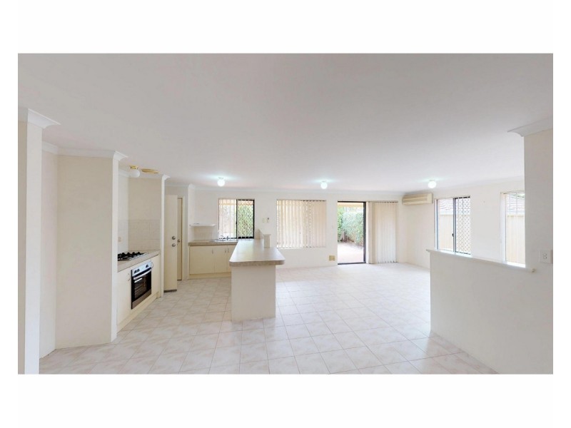 8 Cole Place, Willagee WA 6156