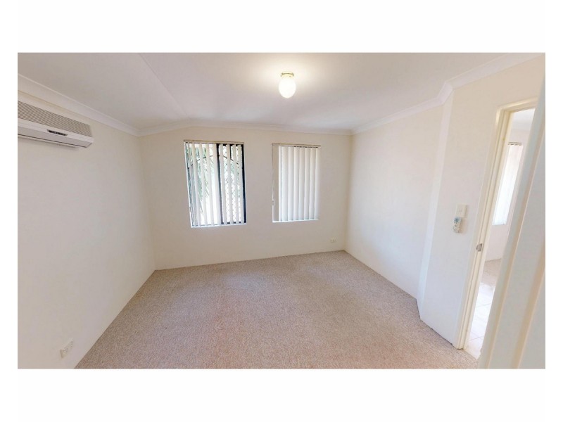 8 Cole Place, Willagee WA 6156