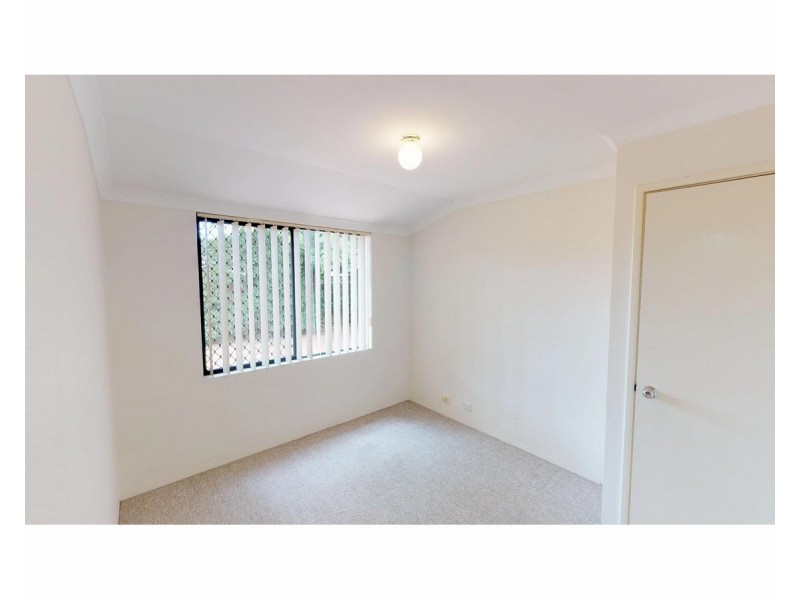 8 Cole Place, Willagee WA 6156