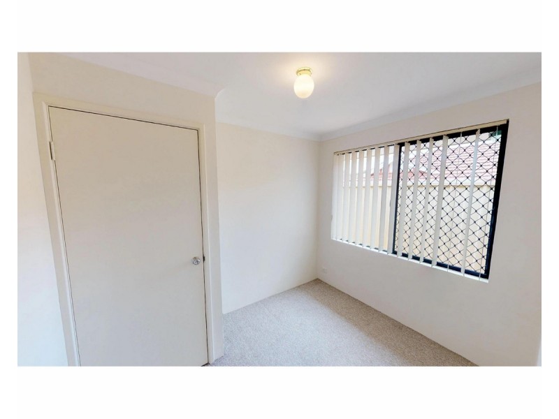 8 Cole Place, Willagee WA 6156