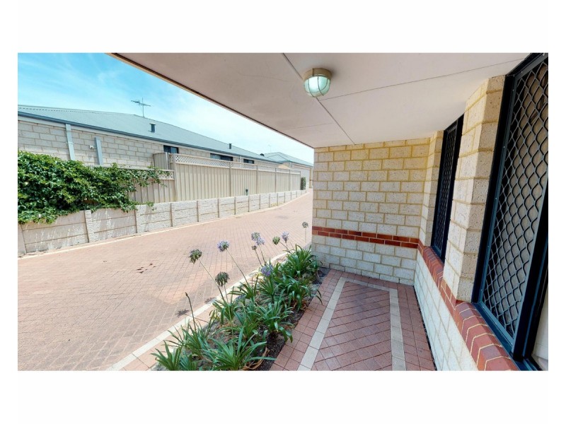 8 Cole Place, Willagee WA 6156