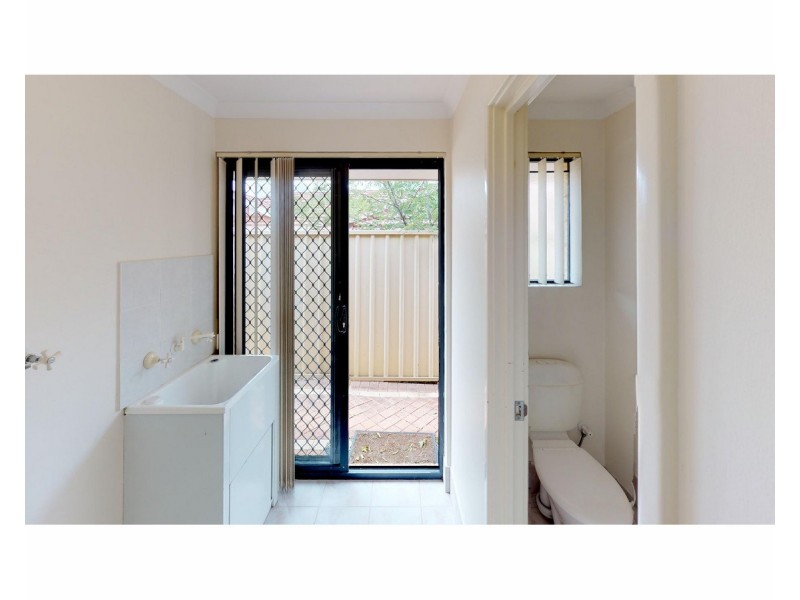 8 Cole Place, Willagee WA 6156