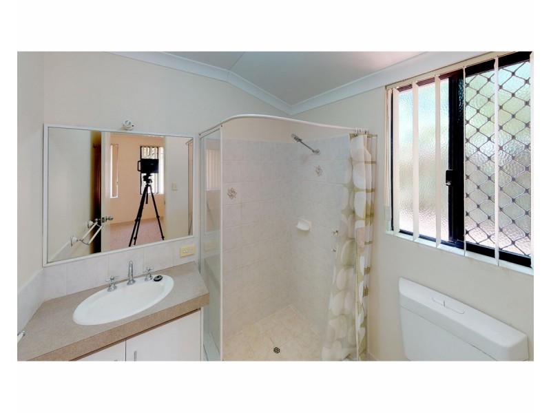 8 Cole Place, Willagee WA 6156