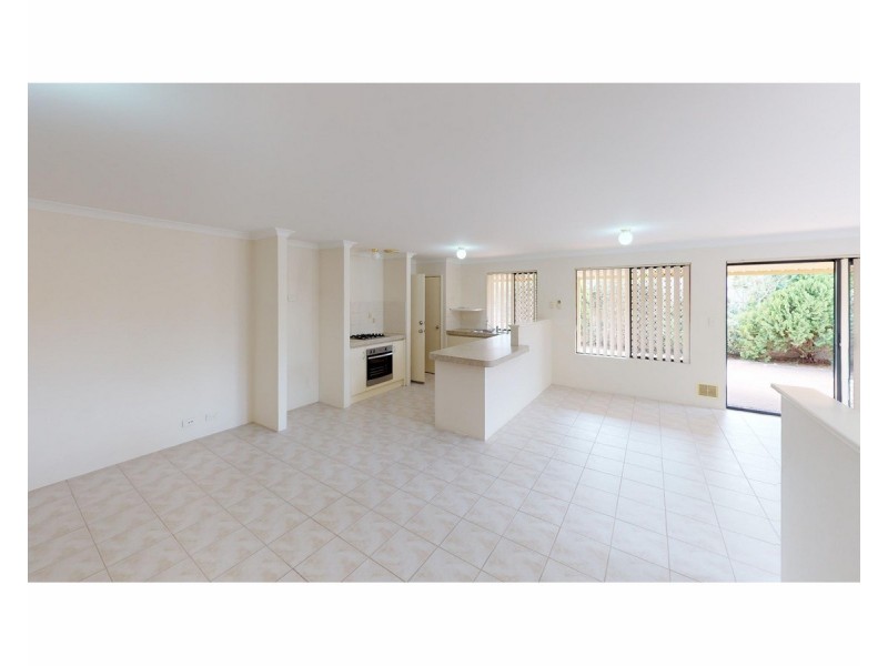 8 Cole Place, Willagee WA 6156