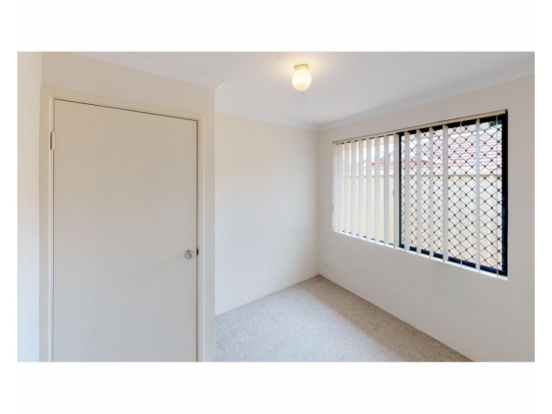 8 Cole Place, Willagee WA 6156