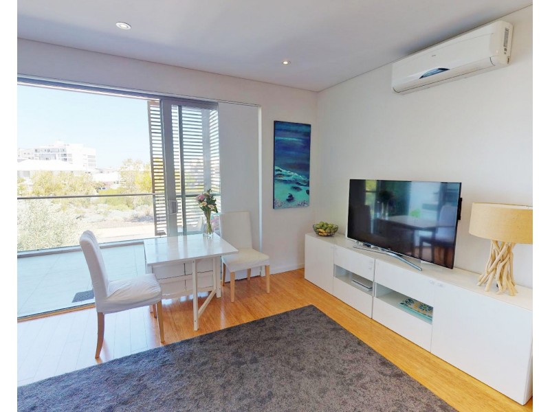 1/2 Southbeach Promenade, North Coogee WA 6163
