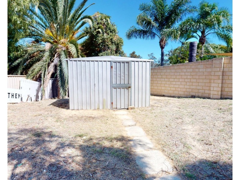 15 Tait Place, Coolbellup WA 6163