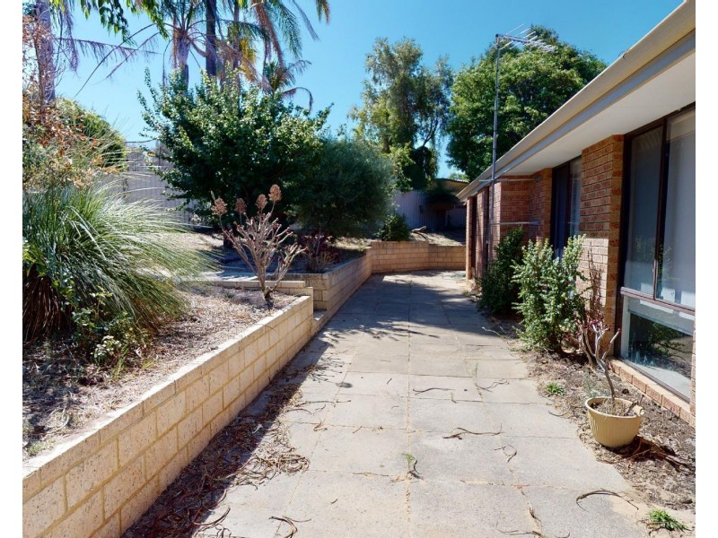 15 Tait Place, Coolbellup WA 6163