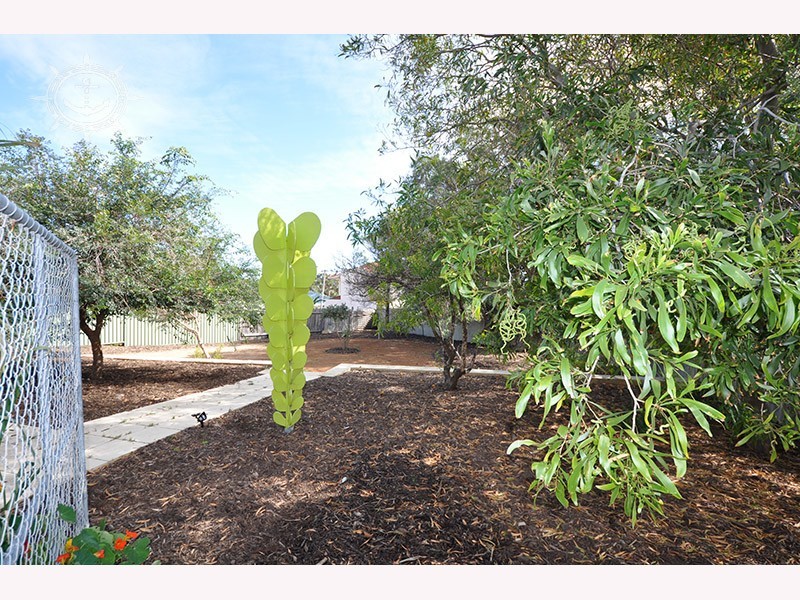 18 Whitton Street, Hamilton Hill WA 6163