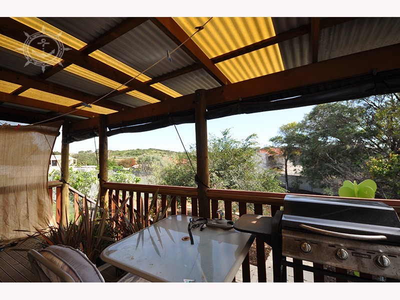 18 Whitton Street, Hamilton Hill WA 6163