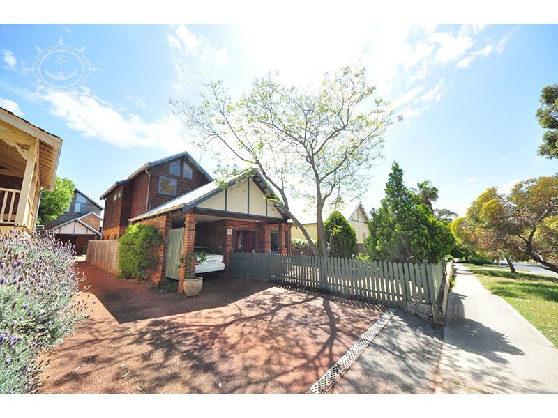 36A Holland Street, Fremantle WA 6160