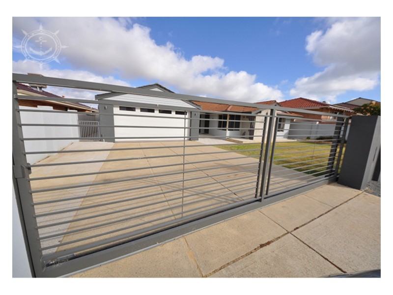 26 Motril Avenue, Coogee WA 6166