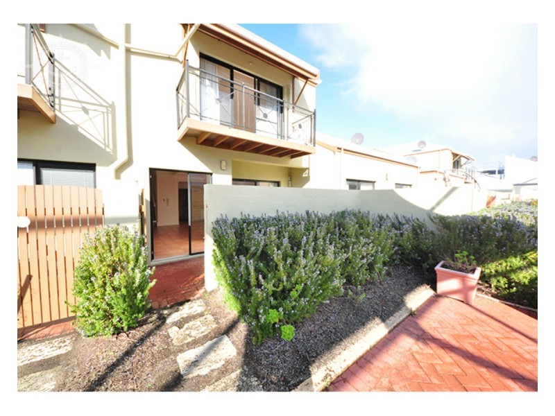 33/330 South Terrace, South Fremantle WA 6162