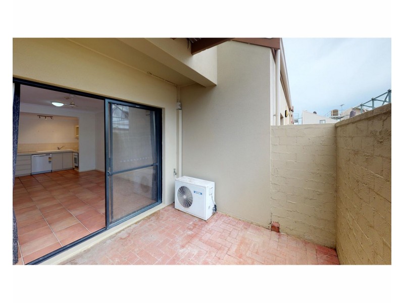 33/330 South Terrace, South Fremantle WA 6162