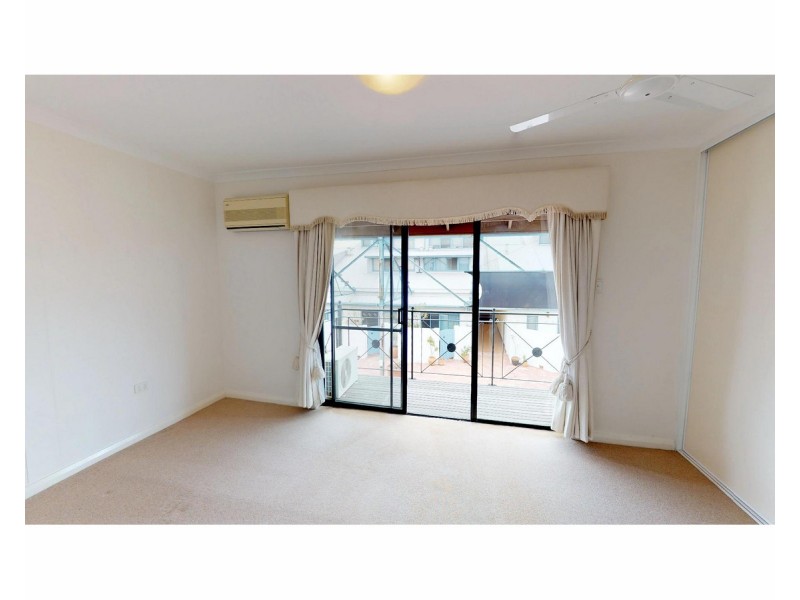 33/330 South Terrace, South Fremantle WA 6162