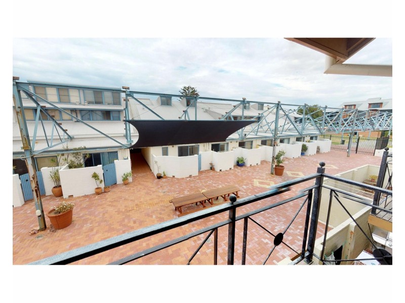 33/330 South Terrace, South Fremantle WA 6162