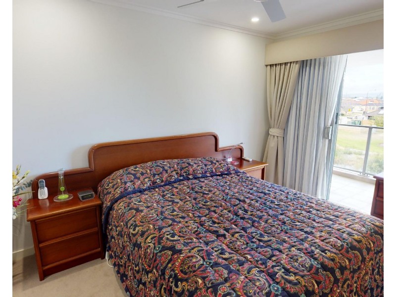 218/75 Amherst Street, Canning Vale WA 6155