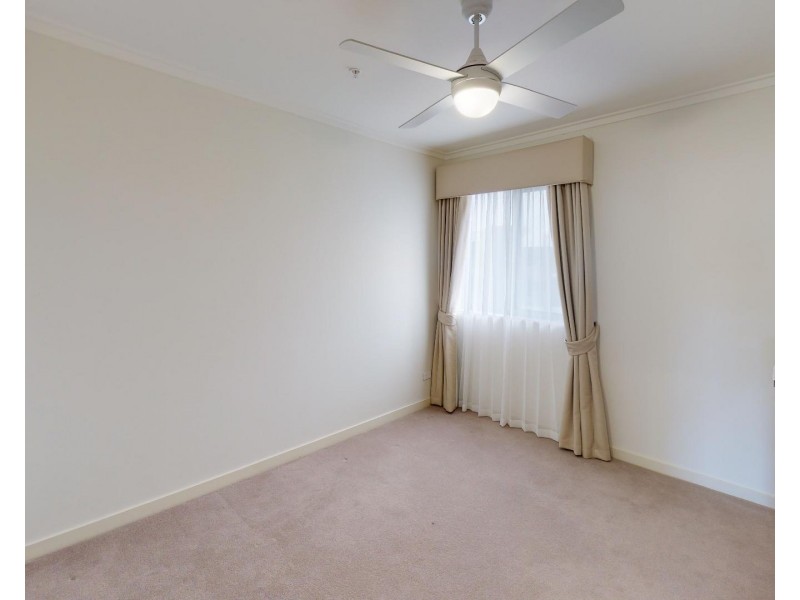 218/75 Amherst Street, Canning Vale WA 6155
