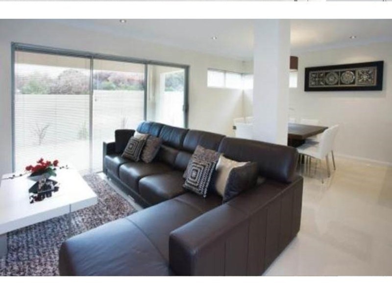 1 Annean Lane, Hamilton Hill WA 6163