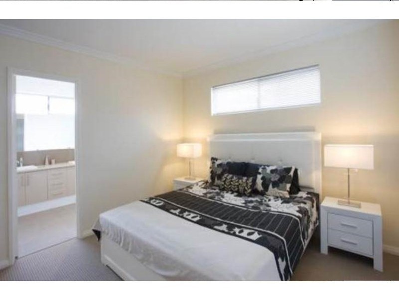 1 Annean Lane, Hamilton Hill WA 6163