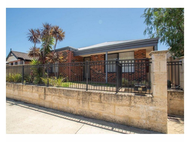 32 Cheltenham Loop, Bertram WA 6167