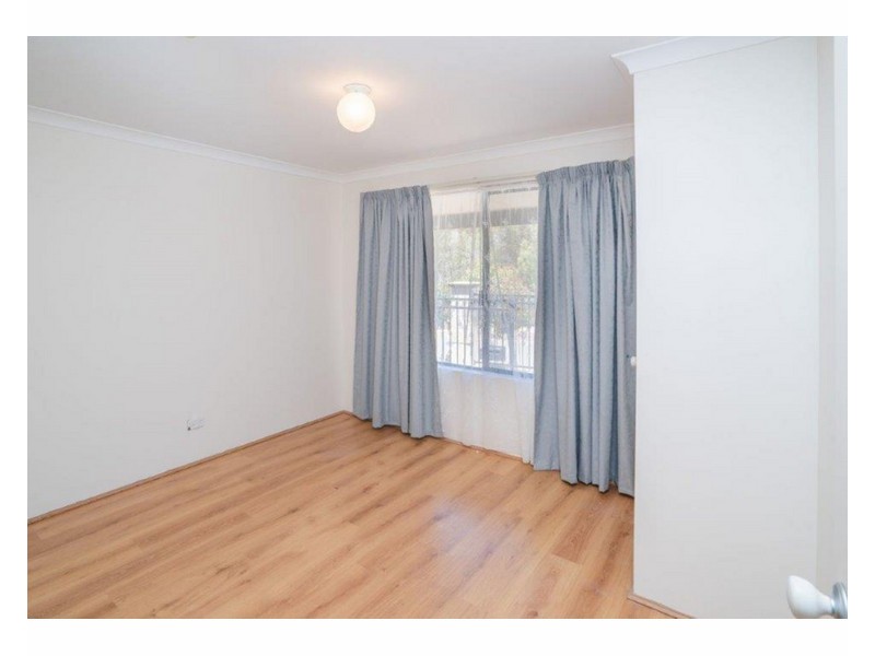 32 Cheltenham Loop, Bertram WA 6167