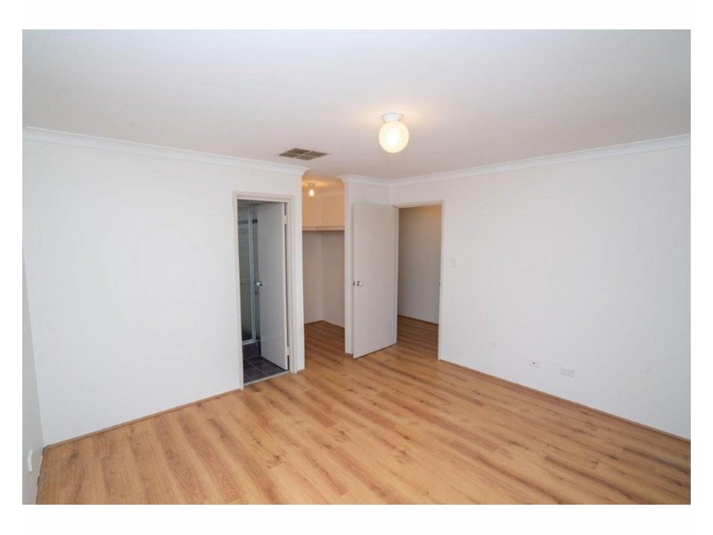 32 Cheltenham Loop, Bertram WA 6167