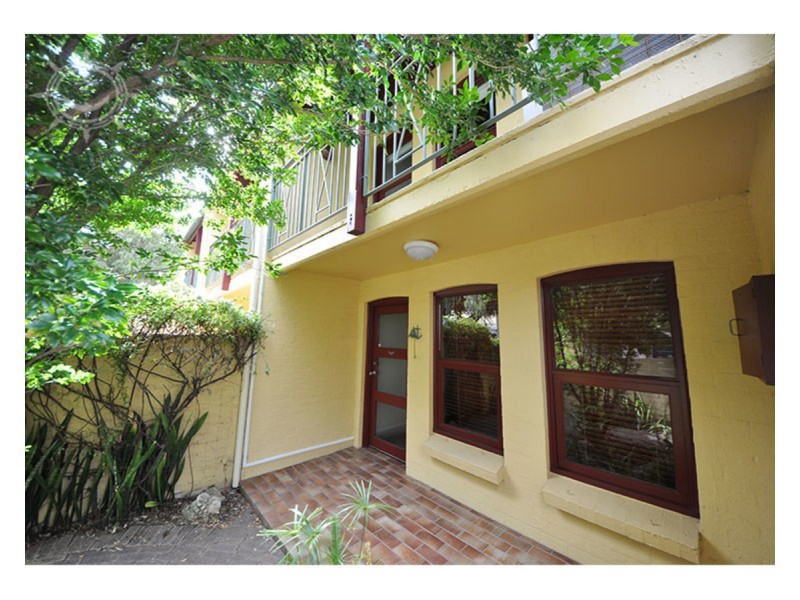 18/7-13 Norfolk Street, Fremantle WA 6160