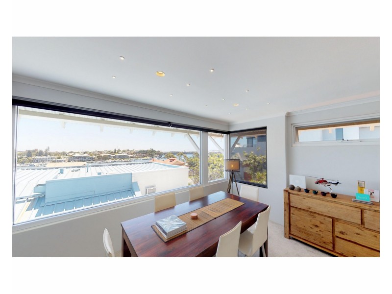 2/74 Preston Point Road, East Fremantle WA 6158