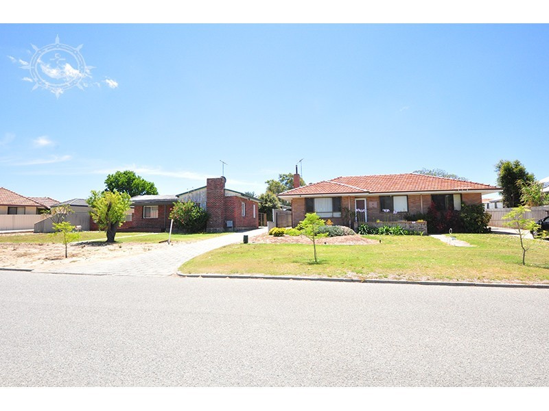 4 & 6 Aberle St, Hamilton Hill WA 6163