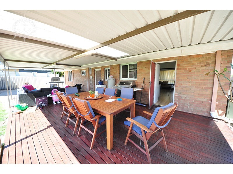 6 Aberle Street, Hamilton Hill WA 6163