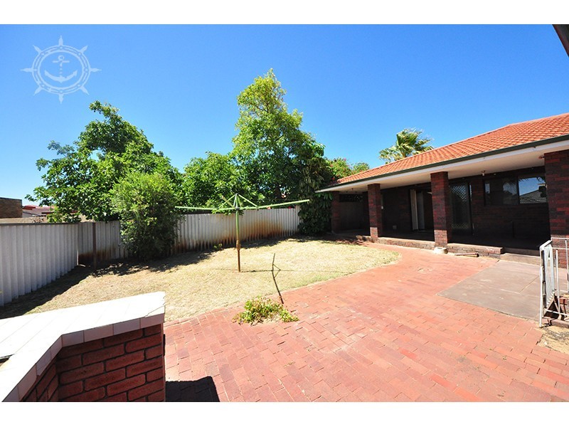 30 Etherington Ave, Spearwood WA 6163