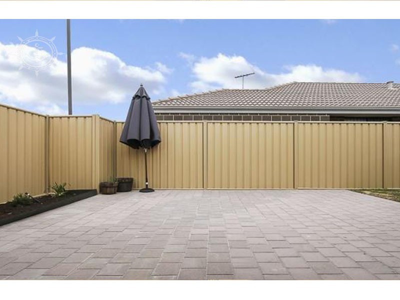 52 Gaebler Road, Hammond Park WA 6164