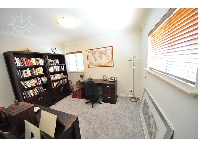 2D Klem Avenue, Salter Point WA 6152