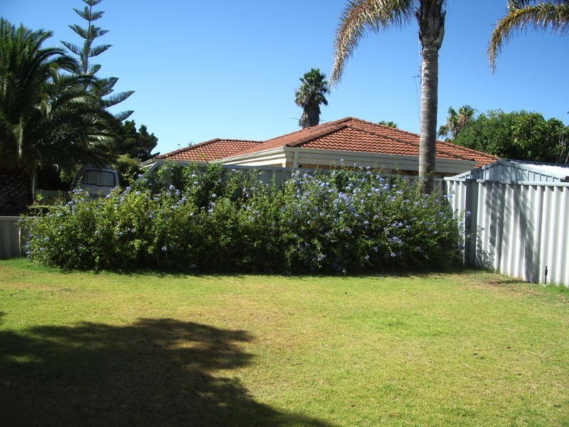 1 Burnside Way, Rockingham WA 6168