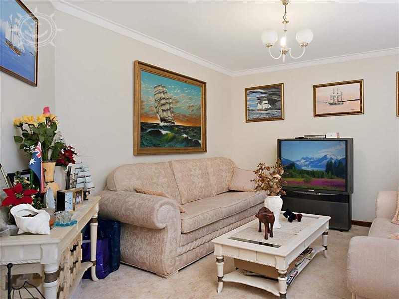 3 Barrington Street, Munster WA 6166