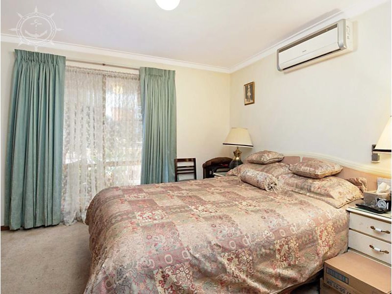 3 Barrington Street, Munster WA 6166