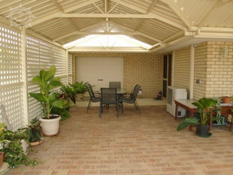 3 Barrington Street, Munster WA 6166