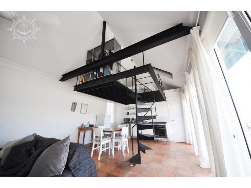 18/3 Ellen Street, Fremantle WA 6160