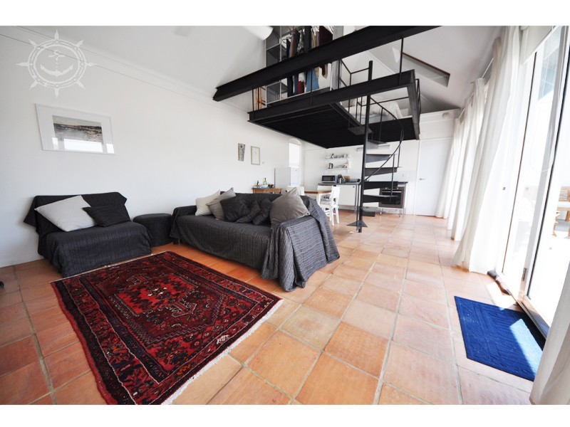 18/3 Ellen Street, Fremantle WA 6160