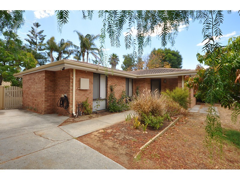 15 Tait Place, Coolbellup WA 6163