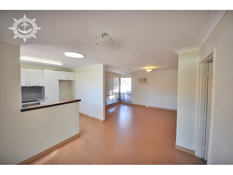 4/10 Hammad Street, Palmyra WA 6157