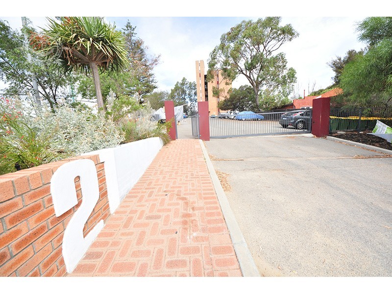 11/21 Harvest Road, North Fremantle WA 6159